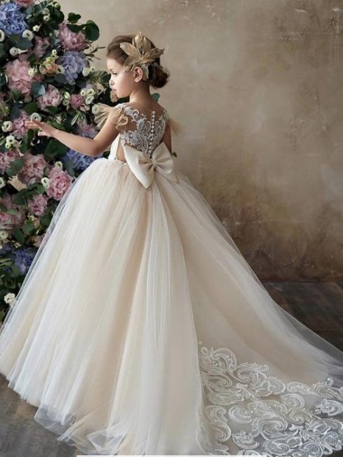 Sweetheart Chapel Train Tulle & Lace Champagne Sleeveless Flower Girl Dresses Victoria