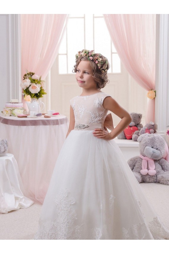 Bateau Neck Chapel Train Tulle & Lace Ivory Sleeveless Flower Girl Dresses Victoria
