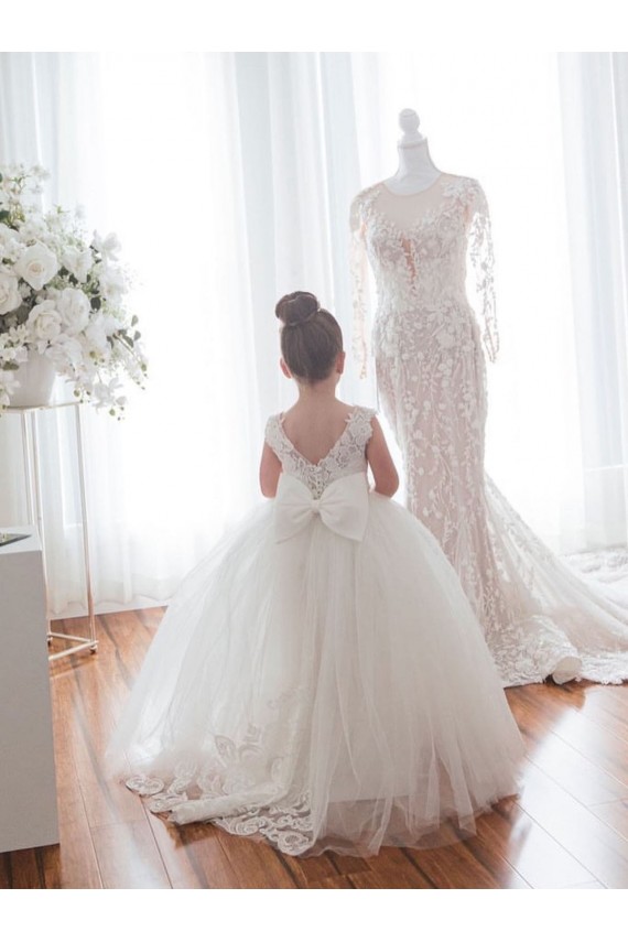 Ball Gown Chapel Train Tulle & Lace Ivory Sleeveless Flower Girl Dress Victoria